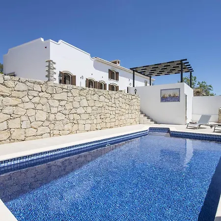 Villa Angel Loule